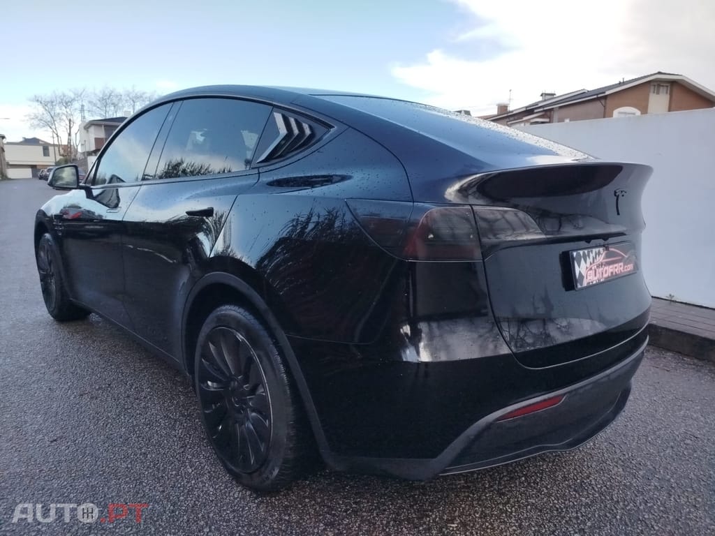 Tesla Model Y Tração Traseira Standard
