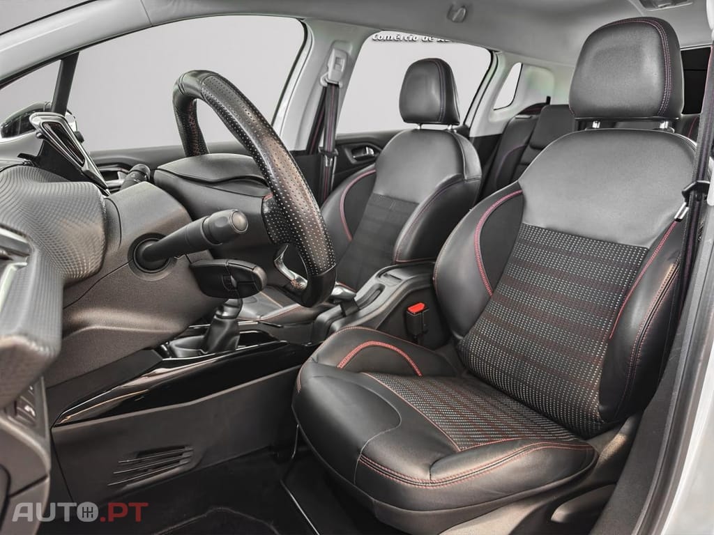 Peugeot 2008 1.2 PureTech GT Line