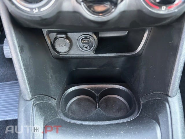 Peugeot 208 1.6 BlueHDi Style