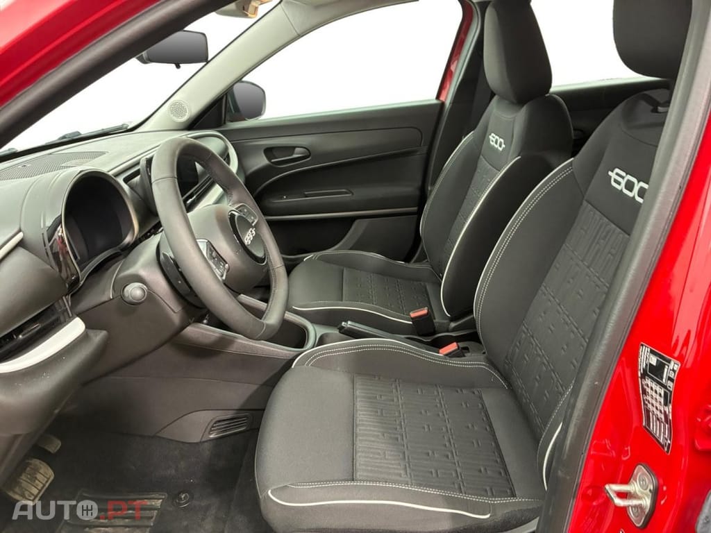 Fiat 600 1.2 Hybrid DCT6