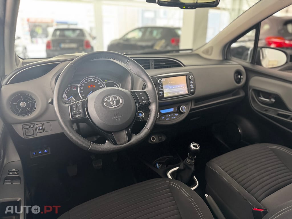 Toyota Yaris 1.5 VVT-i Exclusive+Pack Luxury