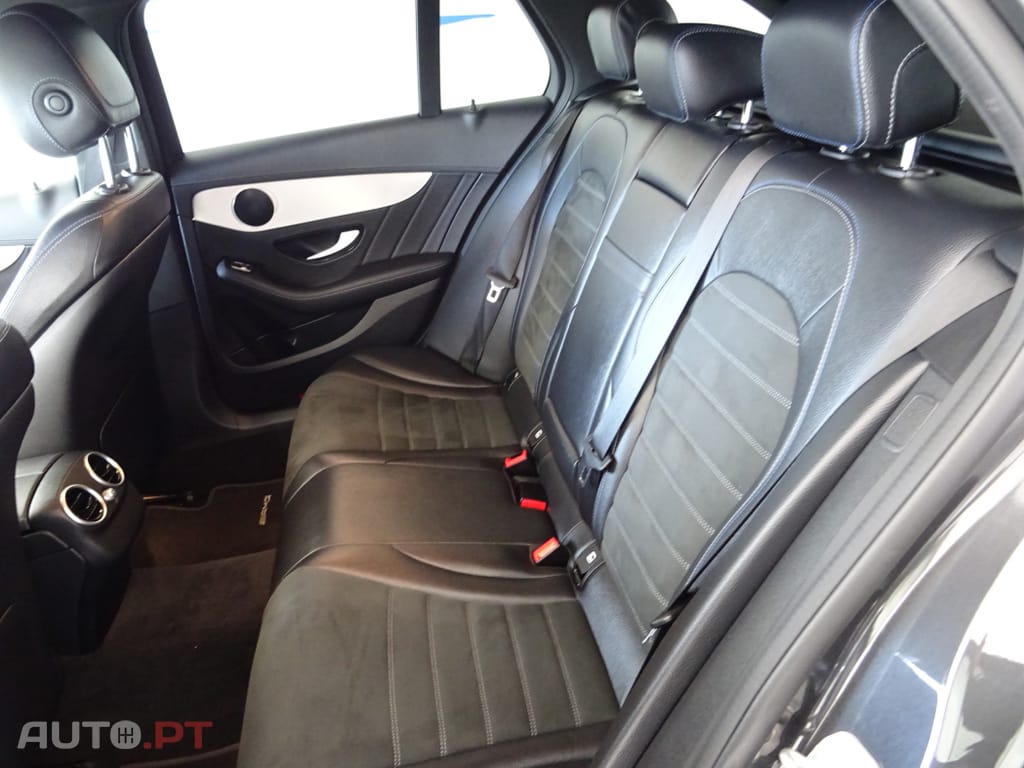 Mercedes-Benz C 300 de AMG Line