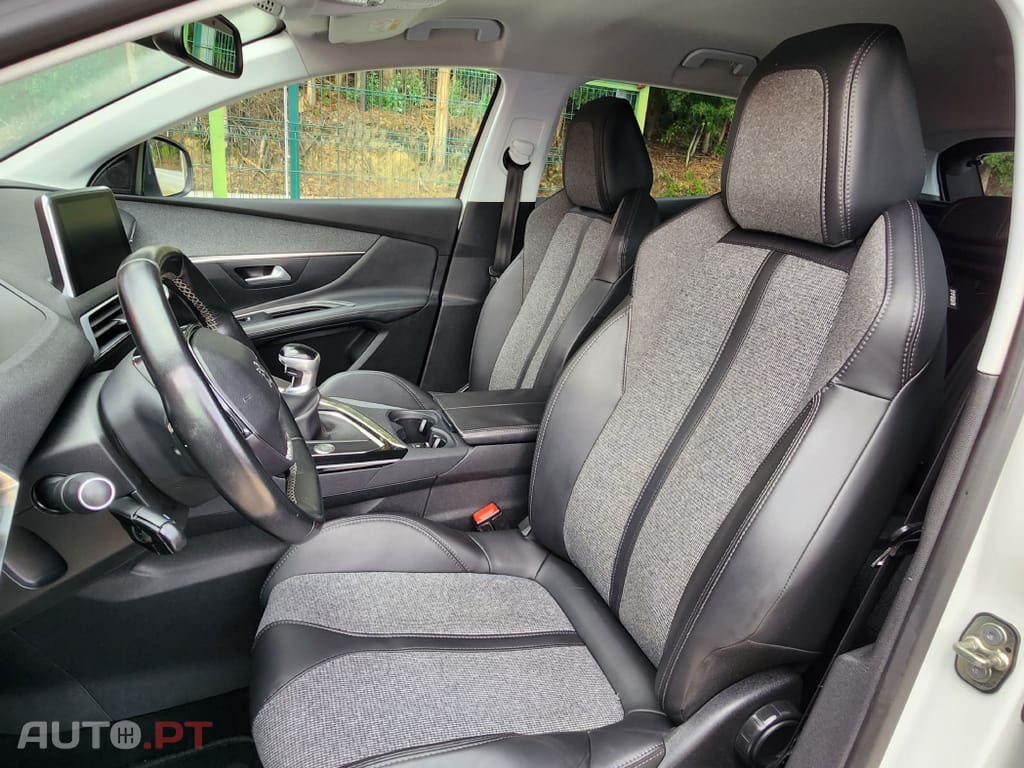 Peugeot 3008 1.6 BlueHDi Allure