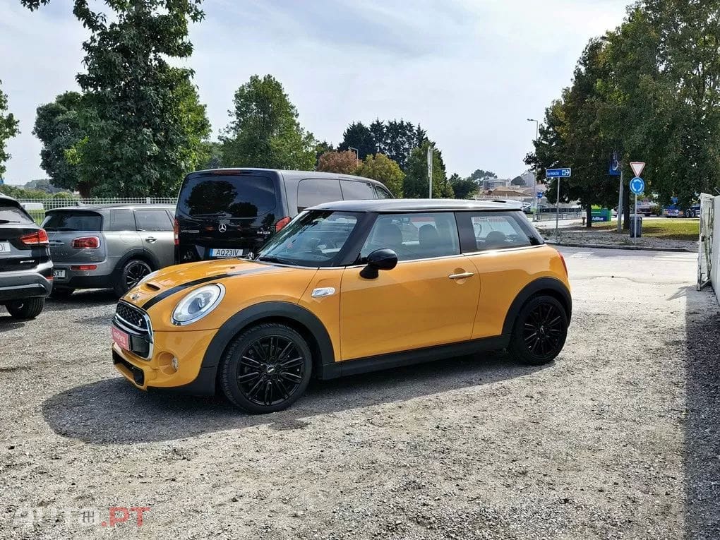 MINI Cooper Cooper SD