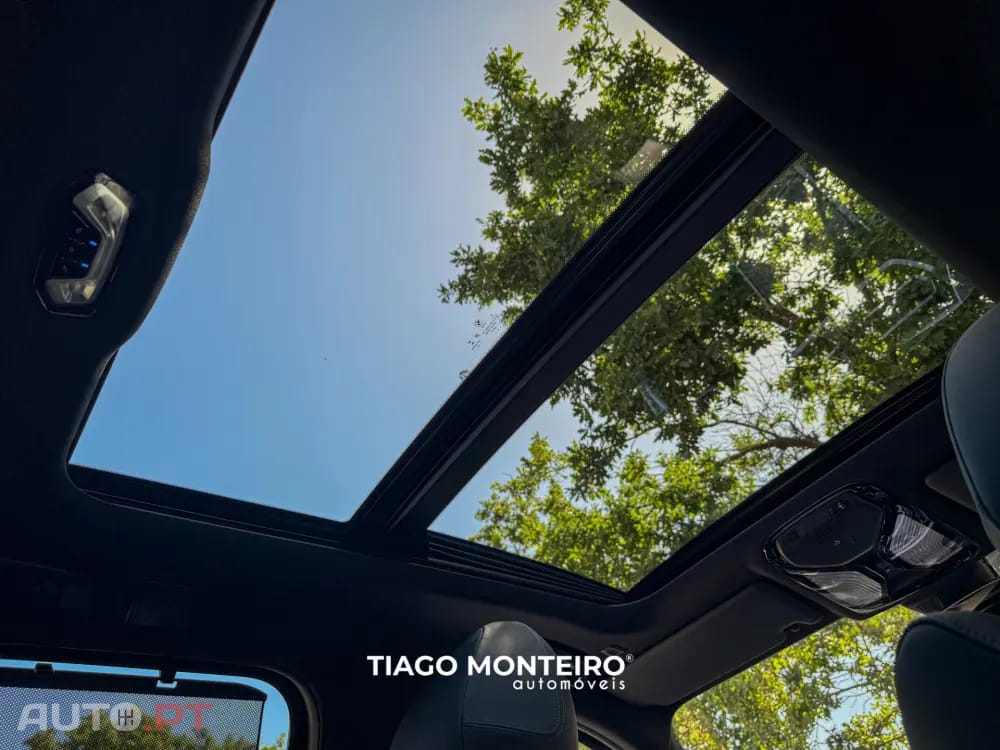 BMW 330 e Pack Desportivo M Auto