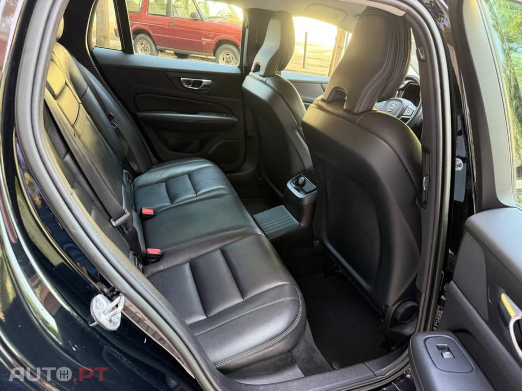 Volvo V60 2.0 T6 AWD TE Inscription Expression