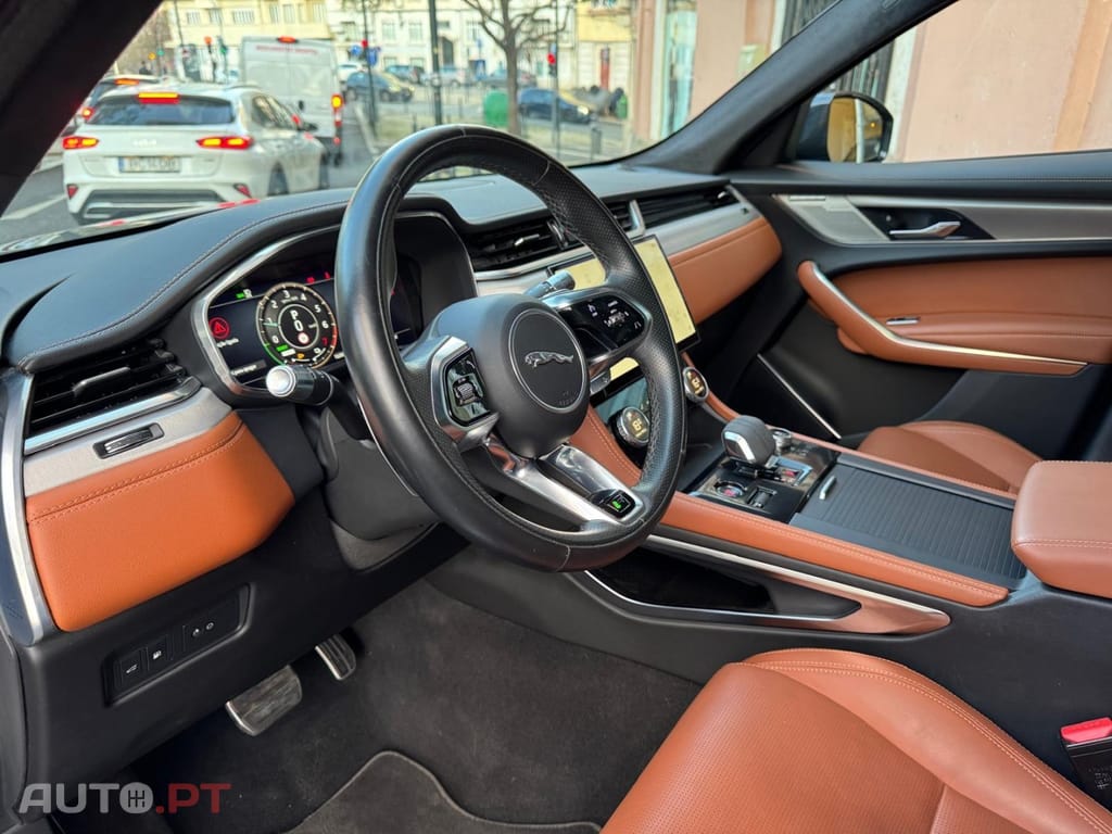 Jaguar F-Pace 3.0 P400 AWD R-DYnamic HSE