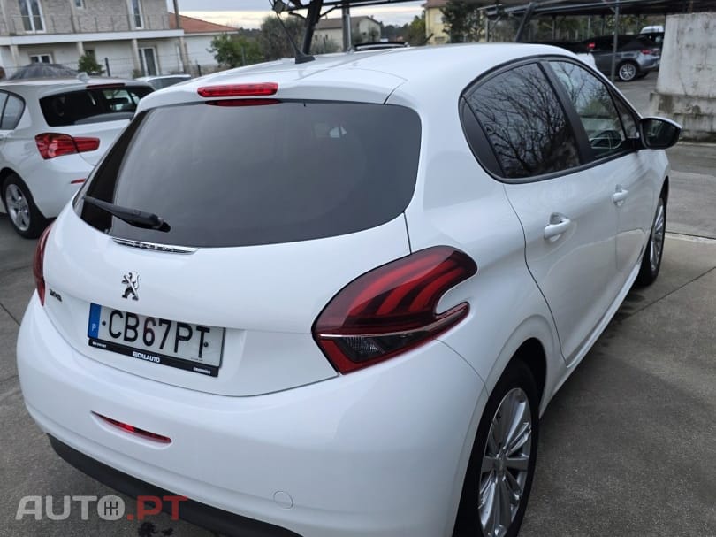 Peugeot 208 1.6 BlueHDi Active