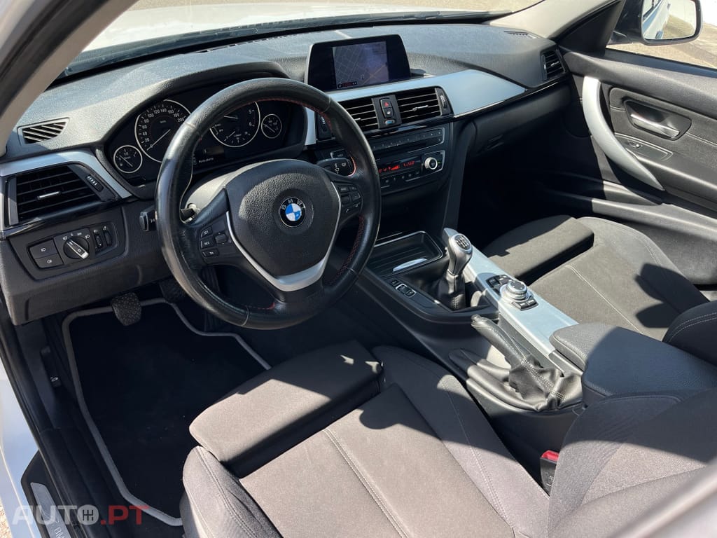 BMW 318 d Touring Sport Line