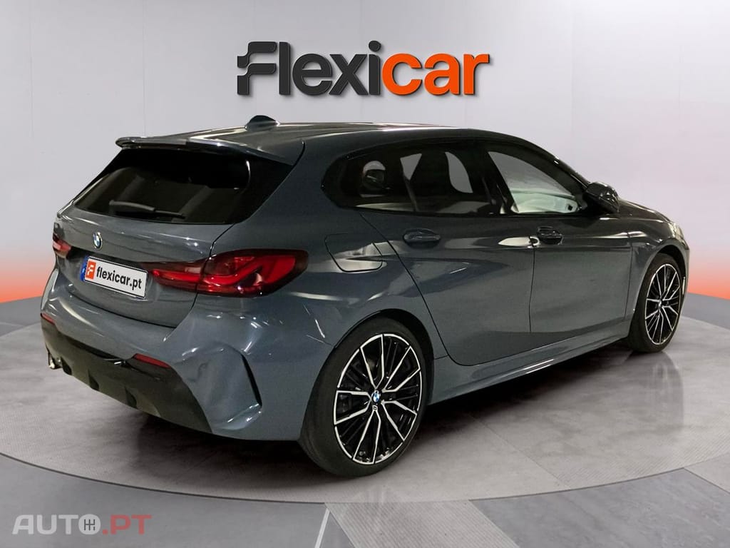 BMW 118 i Pack Desportivo M Auto