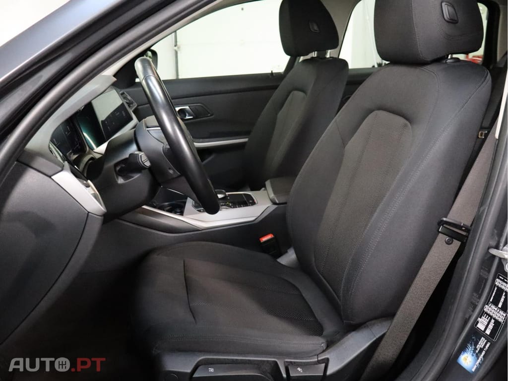 BMW 318 d Touring Auto