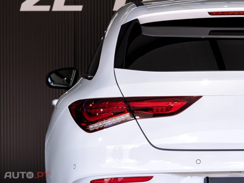 Mercedes-Benz CLA 250 e AMG Line
