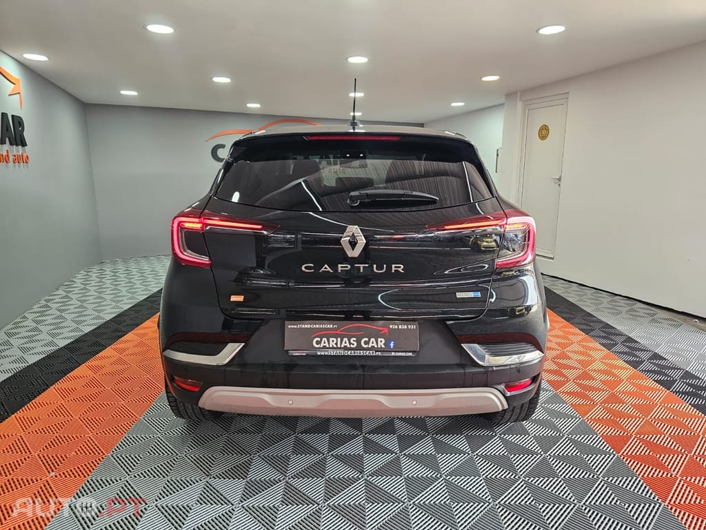 Renault Captur 1.6 E-Tech Full Hybrid Evolution