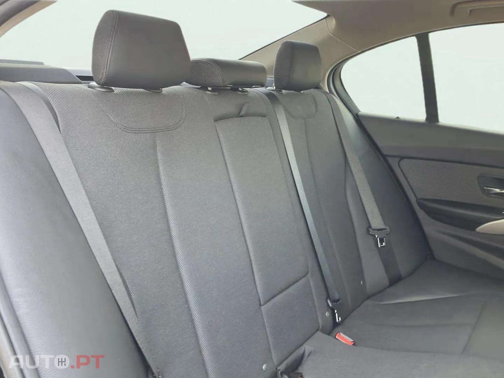 BMW 330 e iPerformance