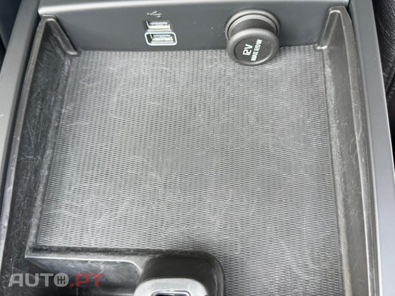 Volvo V60 2.0 T6 AWD TE Inscription Expression — fotografia 30