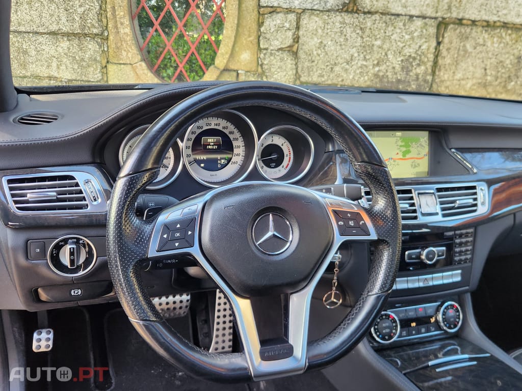 Mercedes-Benz CLS 350 CDi BlueEfficiency