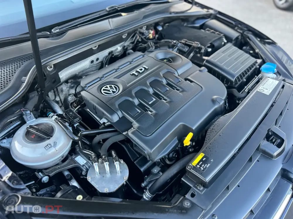 Volkswagen Golf 1.6 TDi Trendline DSG