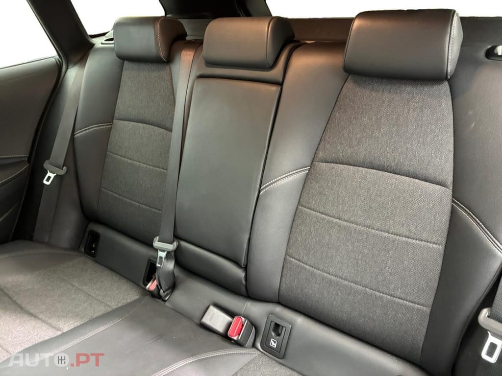 Toyota Corolla Touring Sports 2.0 Hybrid Edition