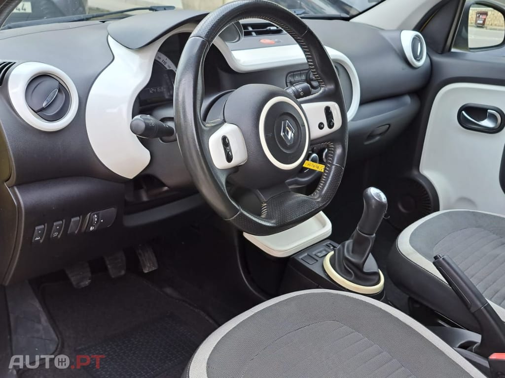 Renault Twingo 1.0 SCE LUXE
