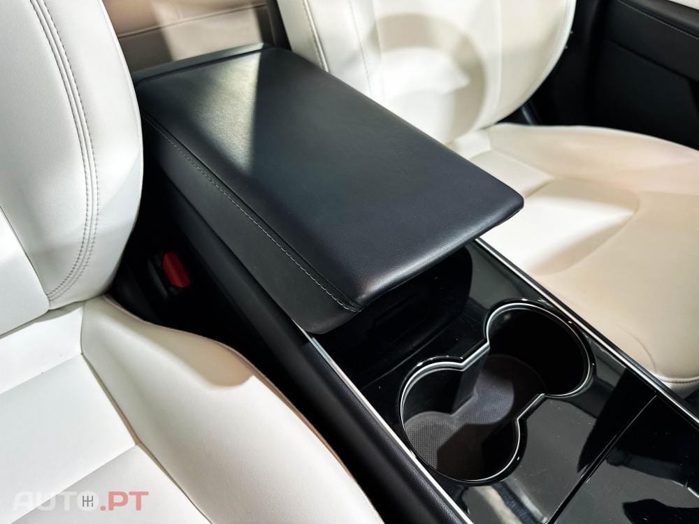 Tesla Model 3 Long-Range Dual Motor AWD