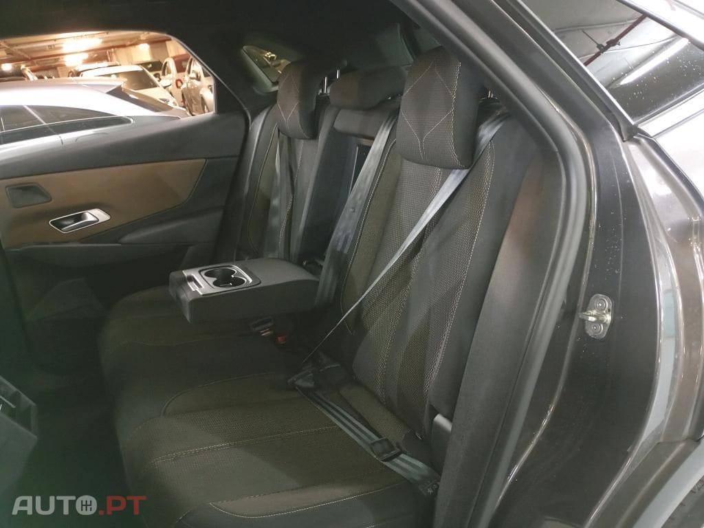 DS DS7 Crossback E-Tense Bastille+ EAT8