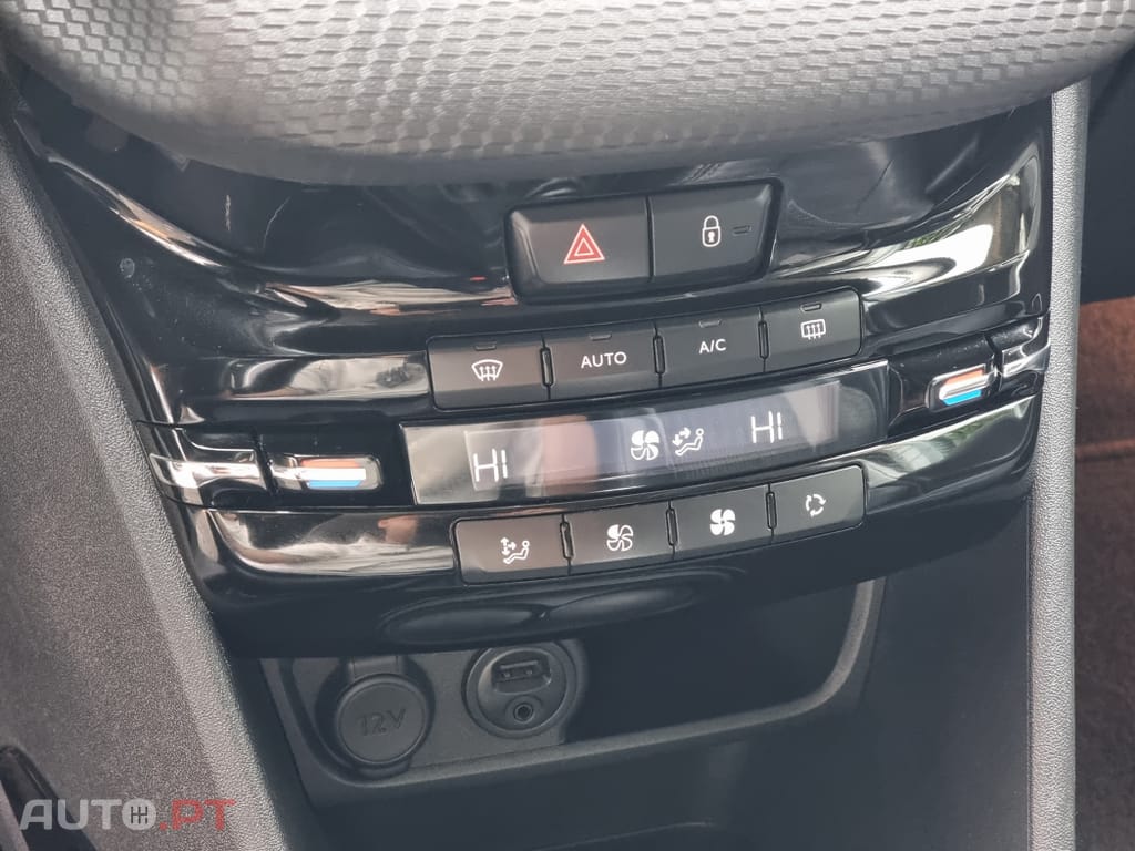 Peugeot 2008 1.6 BlueHDi Allure