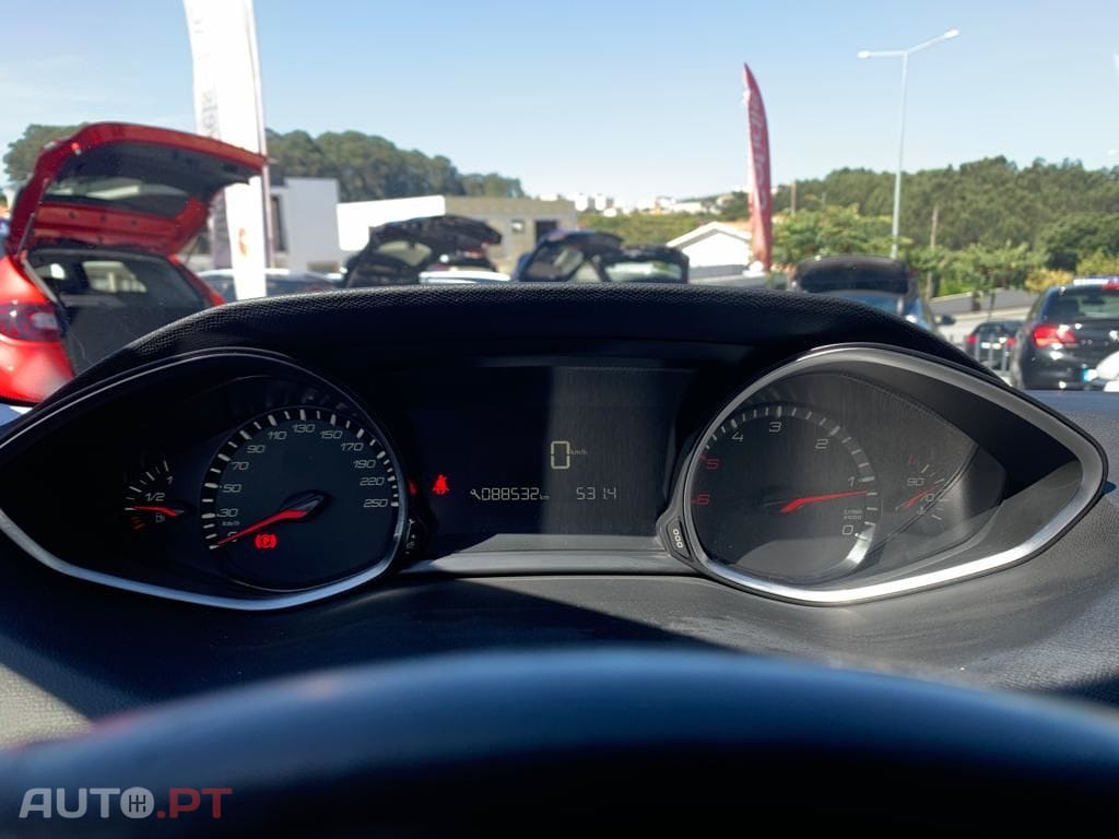 Peugeot 308 1.5 BlueHDi Style
