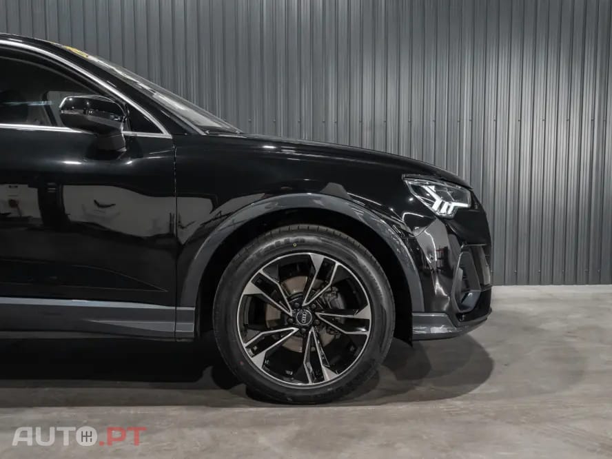 Audi Q3 35 TFSI S line S tronic