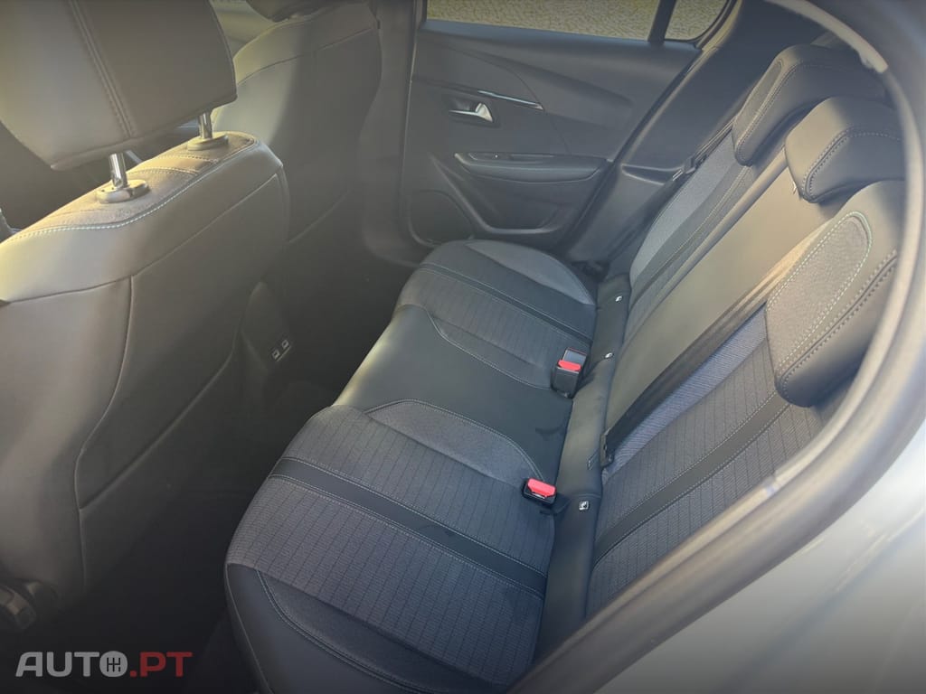 Peugeot 208 1.2 PureTech Allure Pack