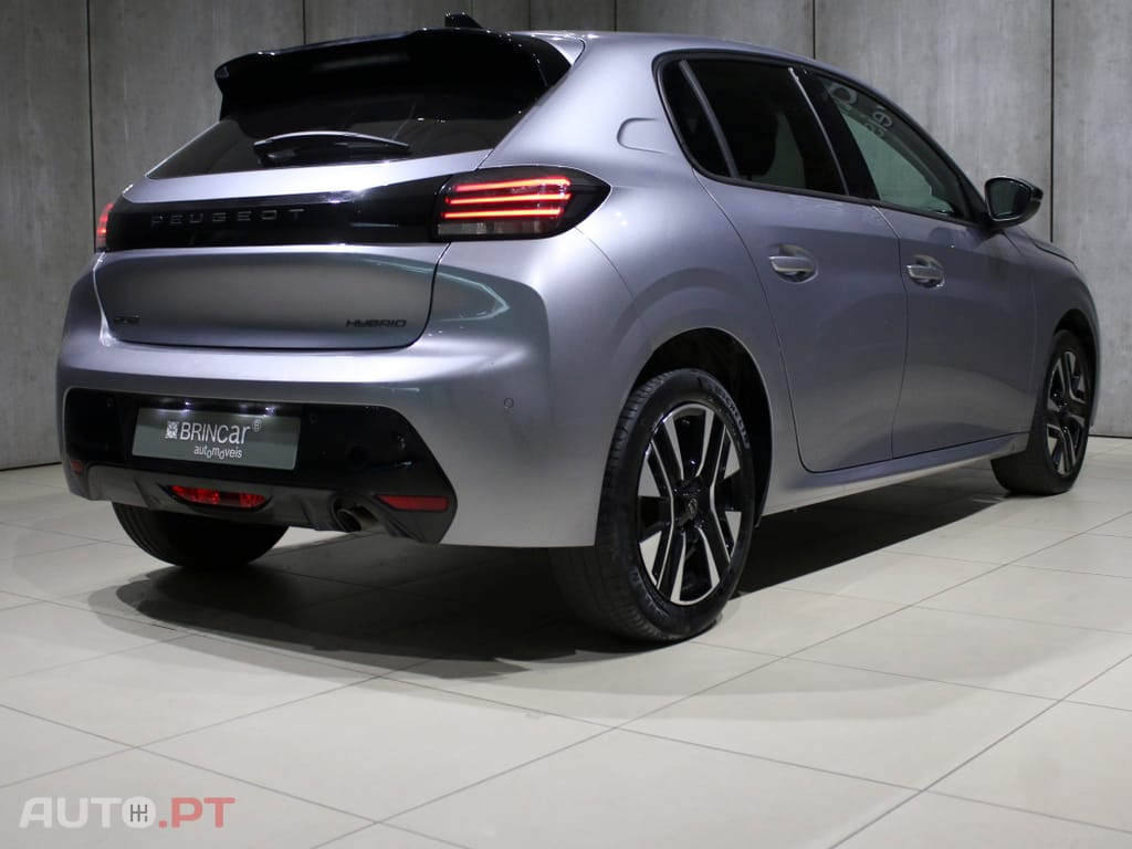 Peugeot 208 1.2 Hybrid Allure e-DCS6
