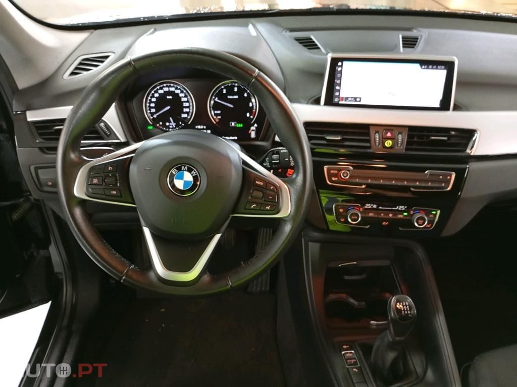 BMW X1 16 d sDrive Advantage
