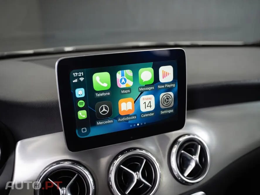 Mercedes-Benz GLA 200 AMG Line