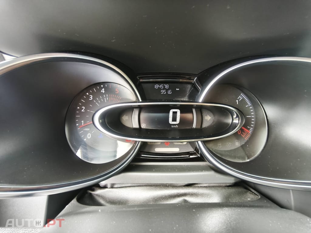 Renault Clio Sport Tourer 1.5 dCi Limited