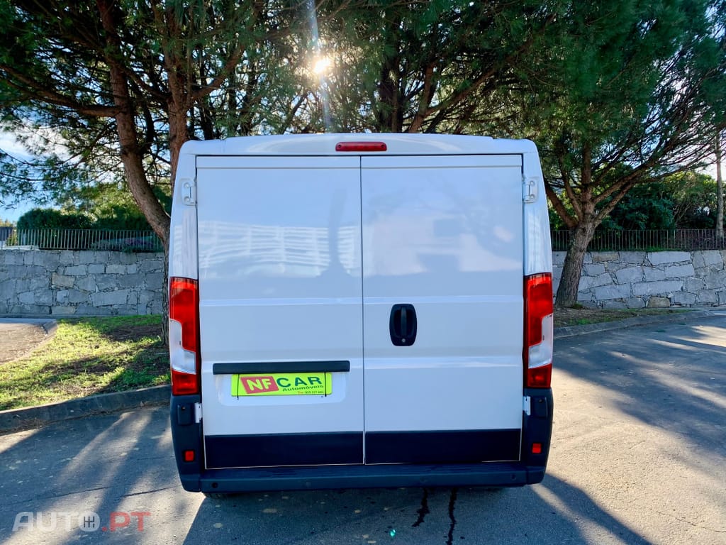 Peugeot Boxer 2.0 BlueHDi 333 L2H2 Pro