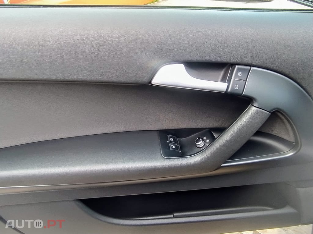 Audi A3 1.6 Attraction