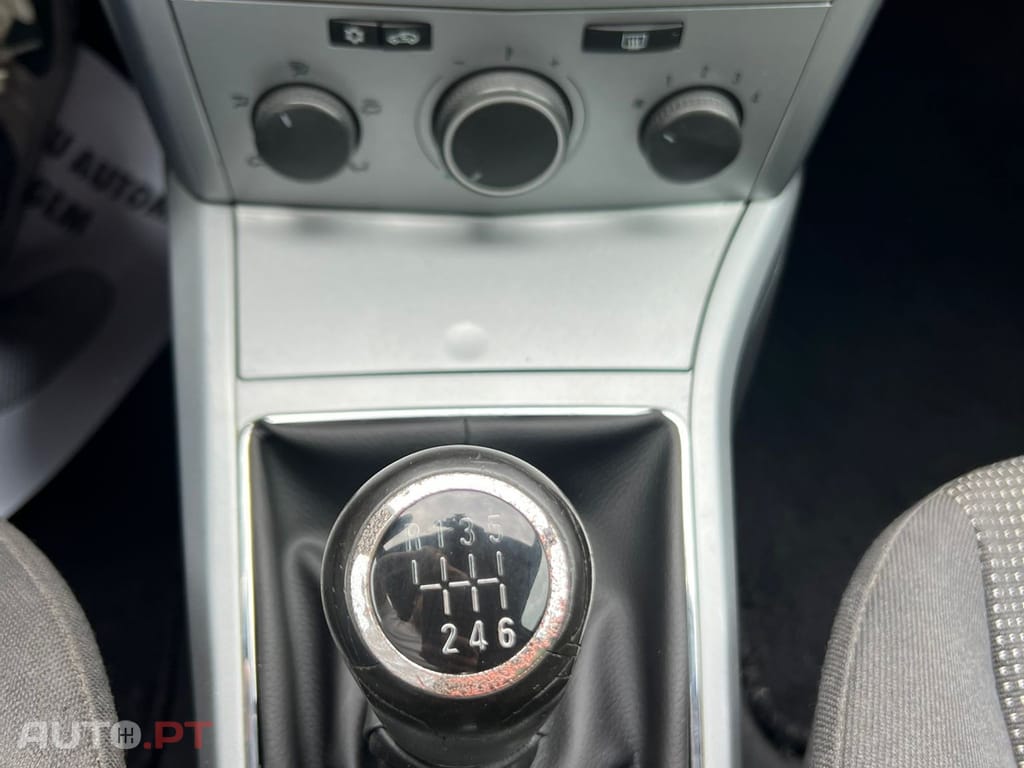 Opel Astra GTC 1.3 CDTi