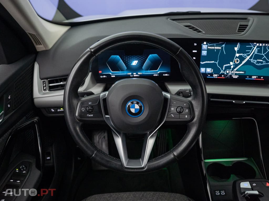 BMW iX1 xDrive30