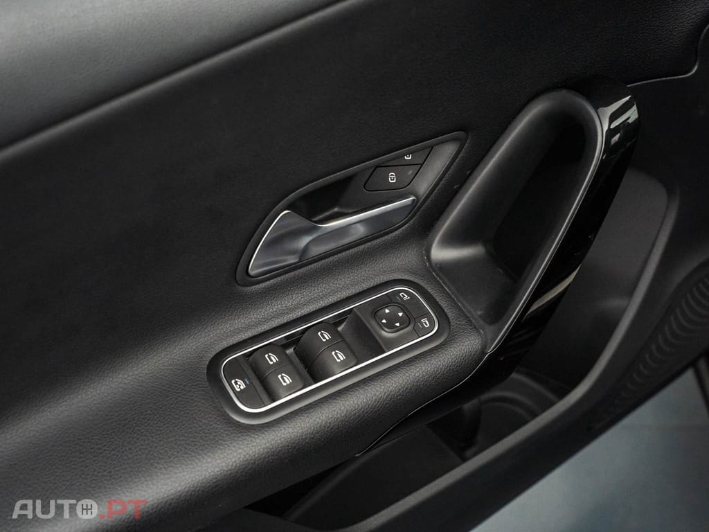 Mercedes-Benz A 180 d Business Solutions