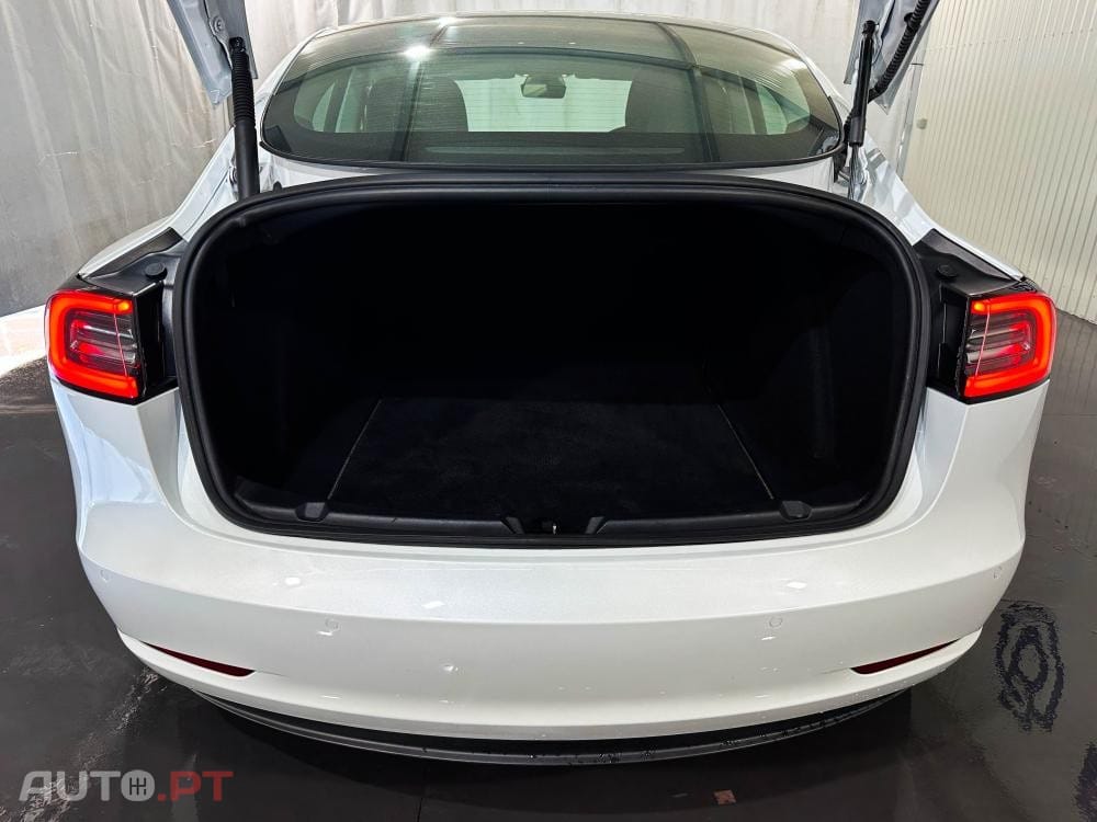 Tesla Model 3 Performance AWD