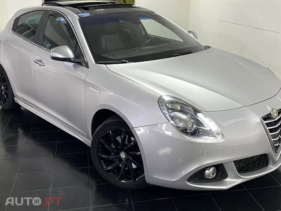Alfa Romeo Giulietta 2.0 JTDm Sprint Speciale