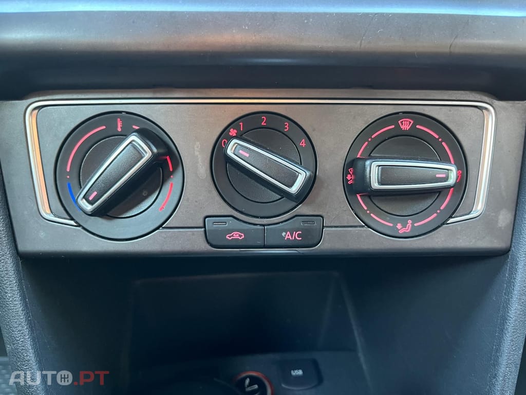 Volkswagen Polo 1.2 DSG 