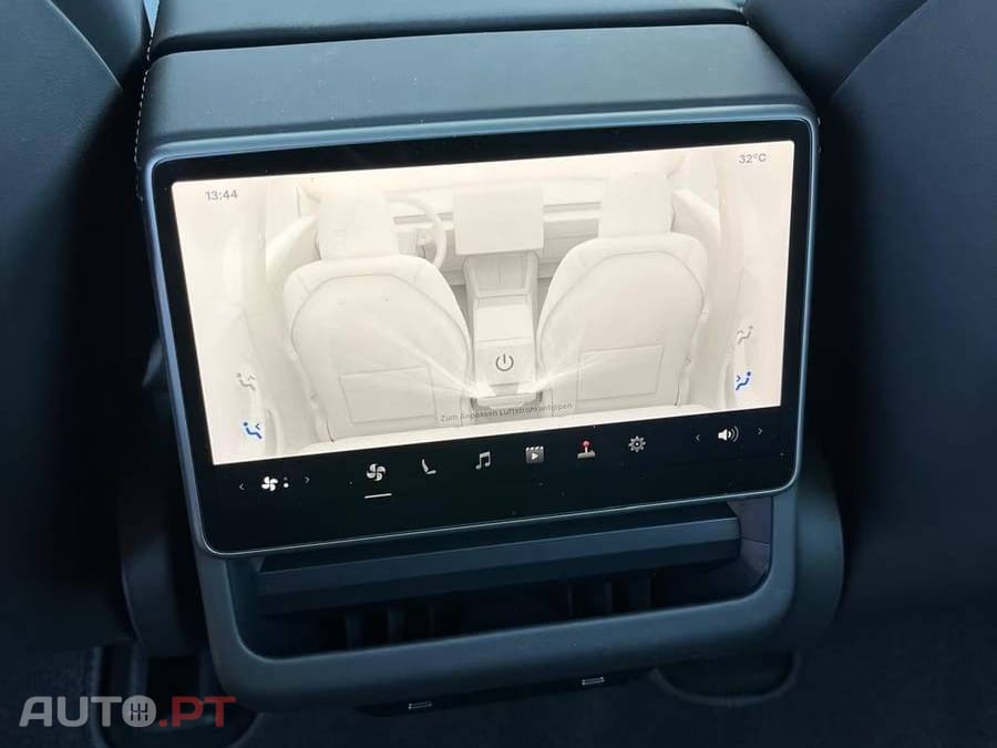 Tesla Model 3 Premium Long Range Dual AWD
