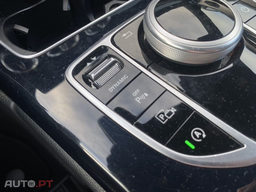 Mercedes-Benz C 220 d AMG Line