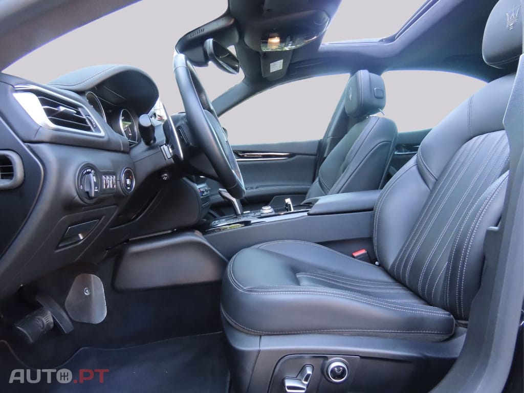 Maserati Ghibli I.V.A DEDUTIVEL GT Mild-Hybrid