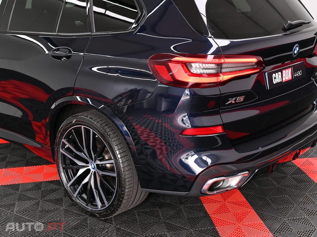 BMW X5 45 e xDrive Pack M