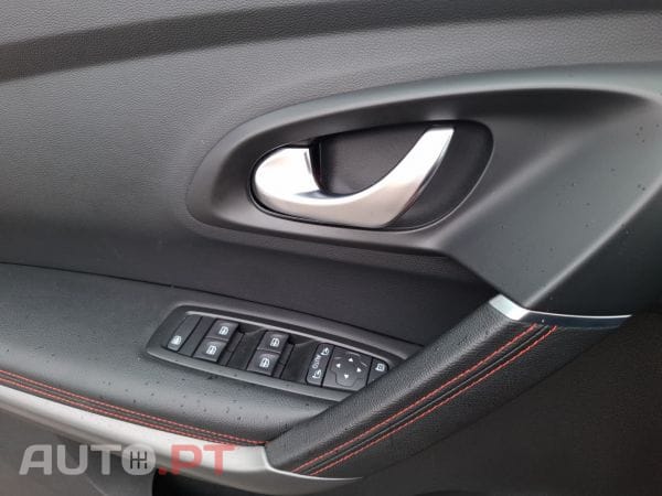 Renault Kadjar 1.3 TCe 140 FAP Black Edition EDC