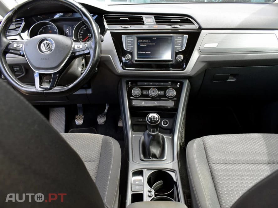 Volkswagen Touran 1.6 TDI Confortline