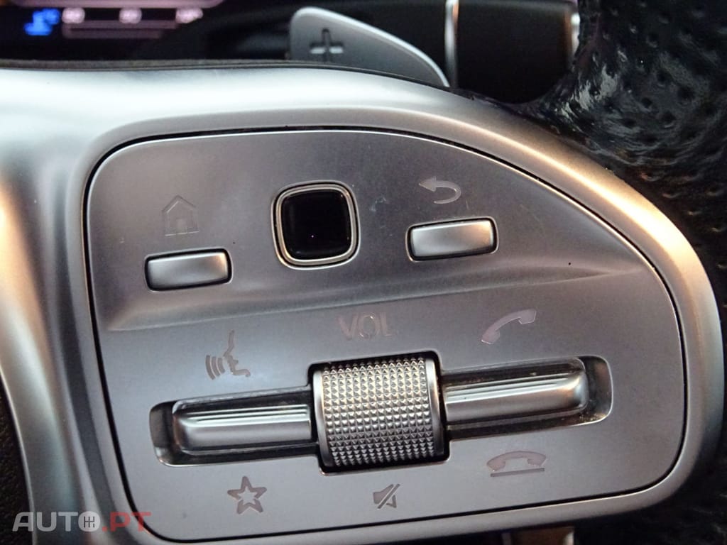 Mercedes-Benz E 220 D AMG Line 7L