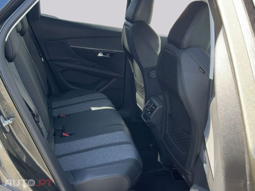 Peugeot 3008 1.2 PureTech Access