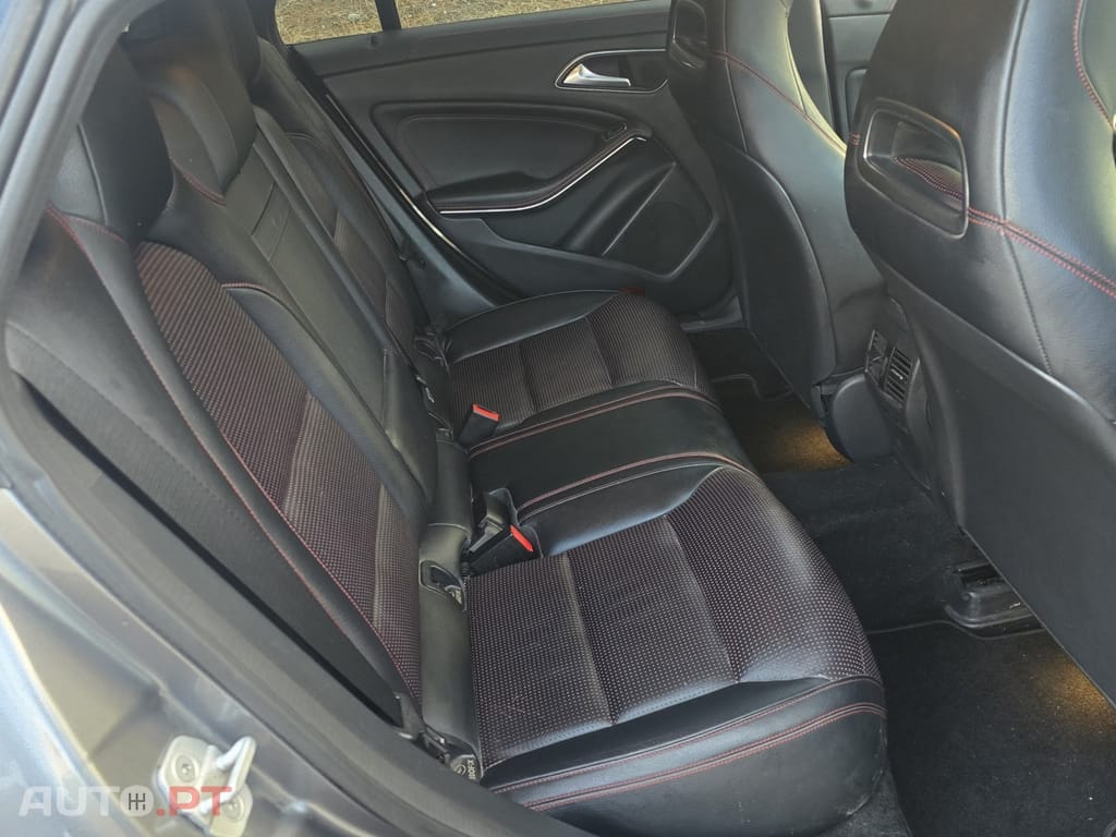 Mercedes-Benz CLA 220 d Shooting Brake AMG Line Aut.